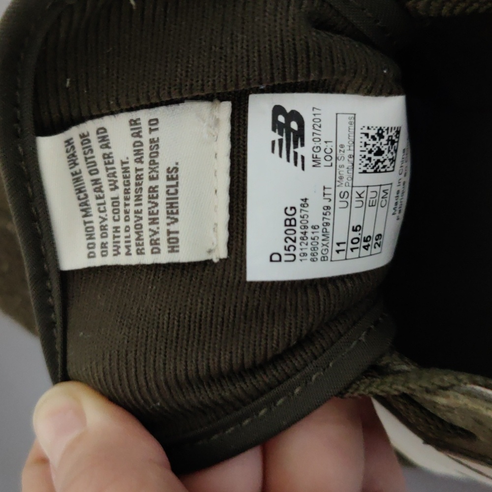 New Balance 520 in the Military Dark Triumph/Brown Sugar colorway. - Picture 9 of 13